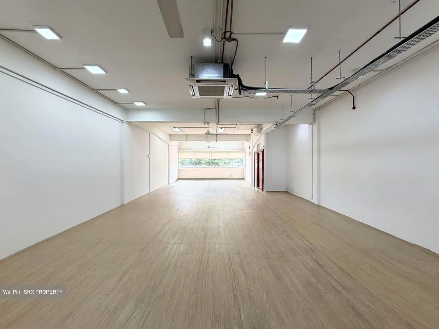 Rehau Building (D8), Office #595800171
